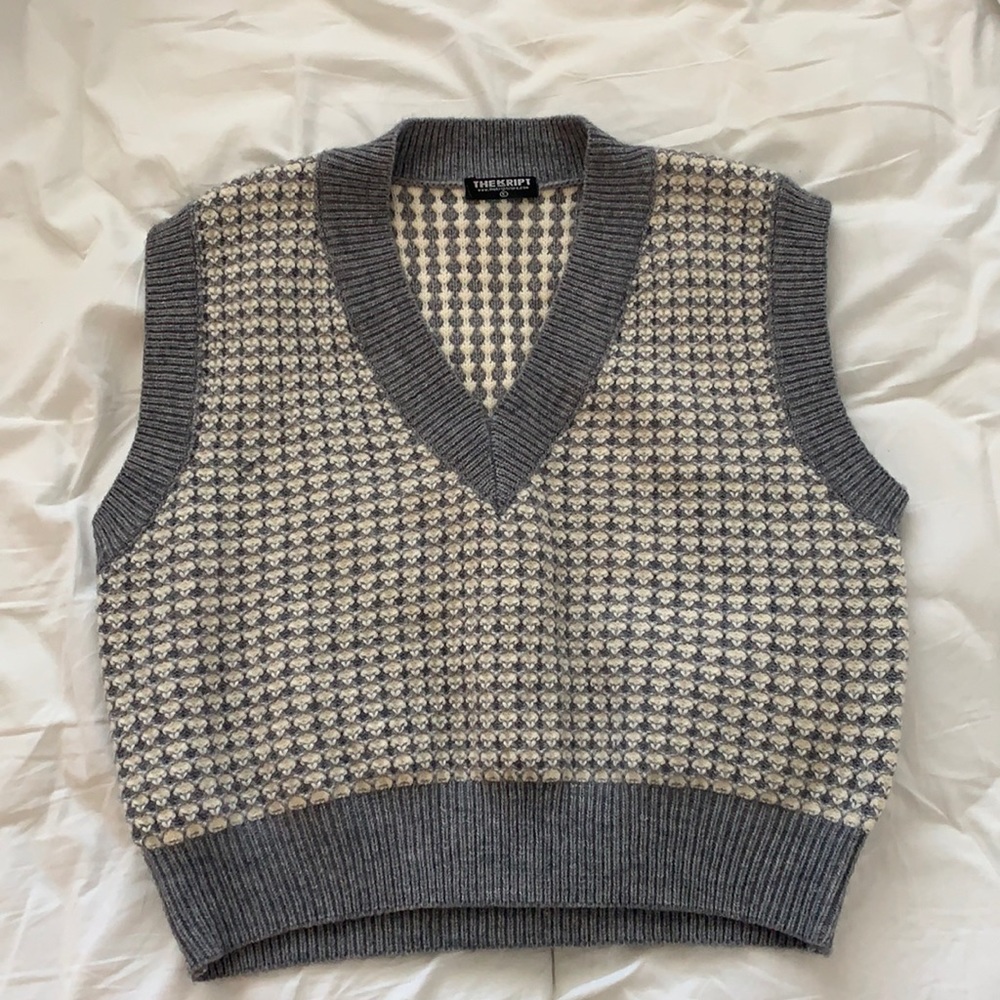 Kript sweater vest BRAND NEW